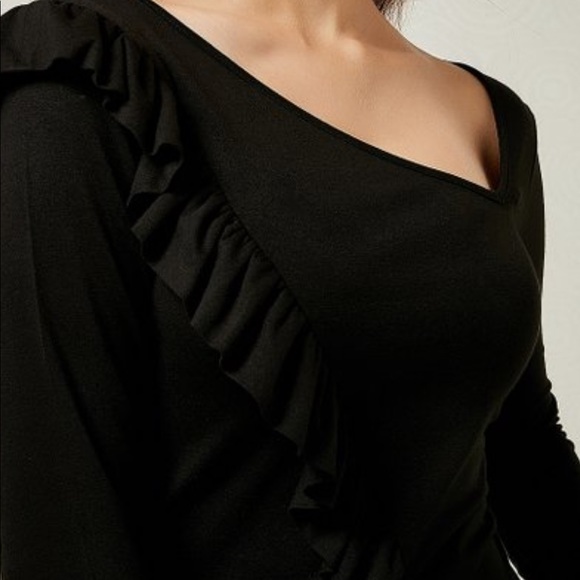 Top - Picture 2 of 3